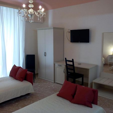 קלטג'ירונה Gualtiero Camere & Suite חדר תמונה